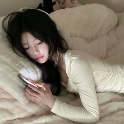 黄昏时分、牵着手